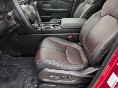 2025 Honda Pilot - Photo 11