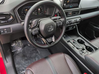 2025 Honda Pilot - Photo 10