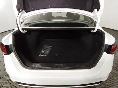2024 Nissan Sentra - Photo 11