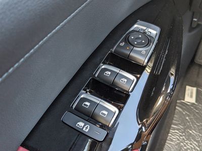 2026 Kia K5 — photo 31 view