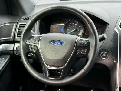 2017 Ford Explorer - Photo 28