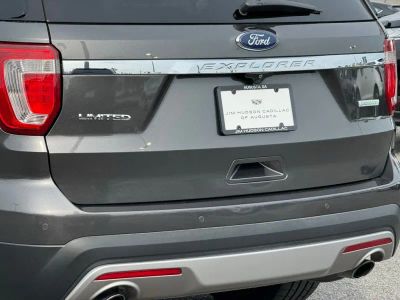 2017 Ford Explorer - Photo 9