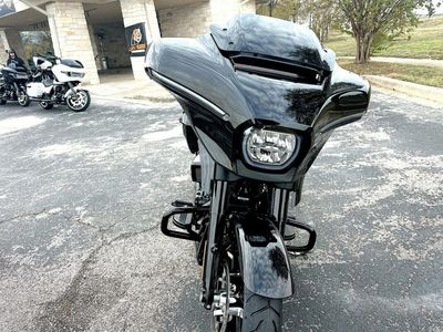 2025 Harley-Davidson FLHX - Street Glide — photo 10 view