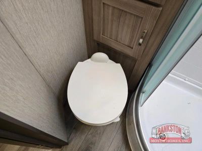 2020 Freedom Express Ultra Lite 192RBS — photo 16 view