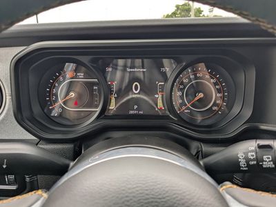 2025 Jeep Wrangler — photo 27 view