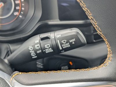 2025 Jeep Wrangler — photo 26 view