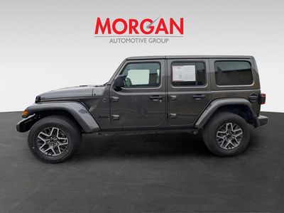 2025 Jeep Wrangler — photo 7 view