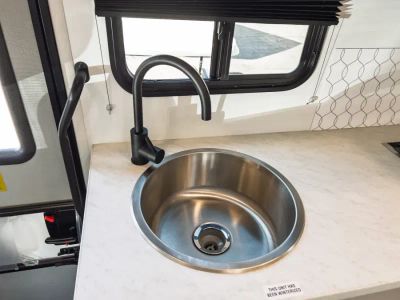 2027 Entegra ODYSSEY SE — photo 11 view