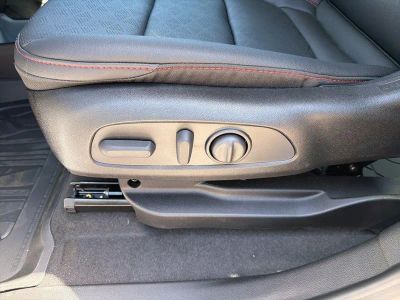 2027 Chevrolet Bolt - Photo 19