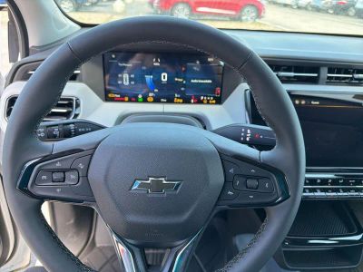 2027 Chevrolet Bolt - Photo 23