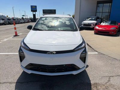 2027 Chevrolet Bolt - Photo 7