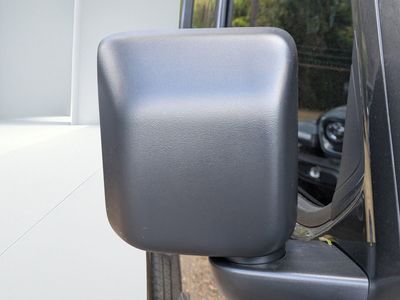 2026 Jeep Gladiator — photo 10 view