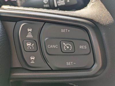 2026 Jeep Gladiator — photo 22 view