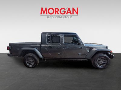 2026 Jeep Gladiator — side profile view