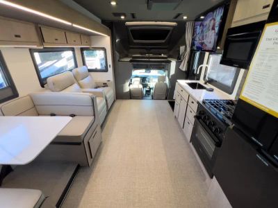 2026 Grand Design LINEAGE SERIES F - Photo 4