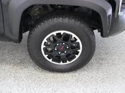 2025 Toyota Tacoma 4WD - Photo 5