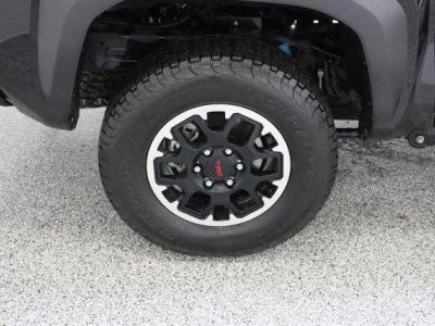 2025 Toyota Tacoma 4WD - Photo 6