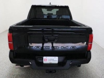 2025 Toyota Tacoma 4WD - Photo 8