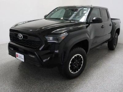 2025 Toyota Tacoma 4WD - Photo 2