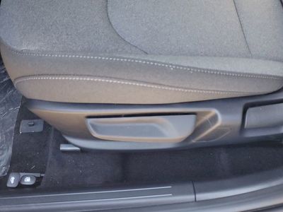 2025 Kia K4 - Photo 8