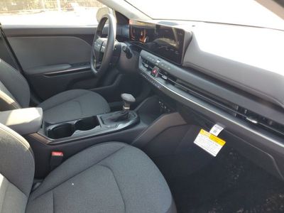 2025 Kia K4 - Photo 25