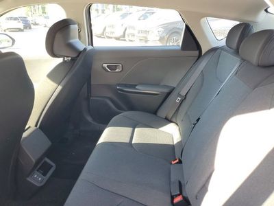 2025 Kia K4 - Photo 22