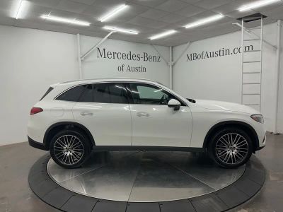 2026 Mercedes-Benz GLC — photo 8 view
