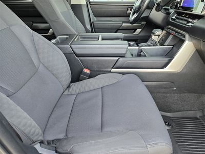 2023 Toyota Tundra - Photo 9