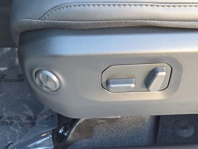 2026 Jeep Gladiator - Photo 23