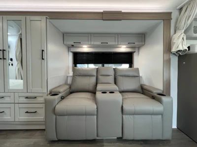 2027 Entegra ODYSSEY — photo 14 view