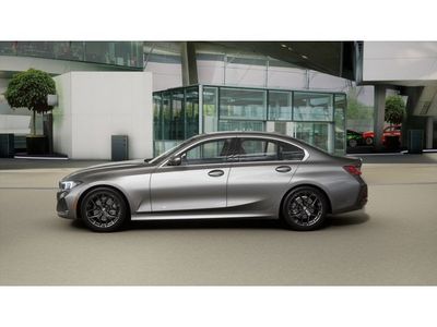 2026 BMW 3 Series - Photo 4