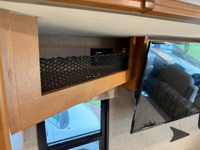 2019 Winnebago Vista — photo 11 view