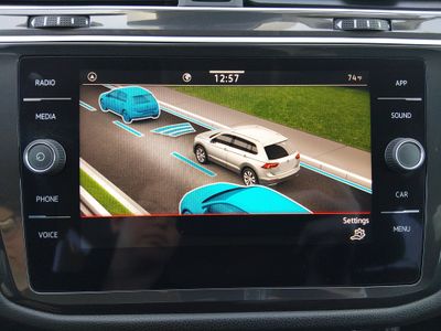 2024 Volkswagen Tiguan — photo 21 view