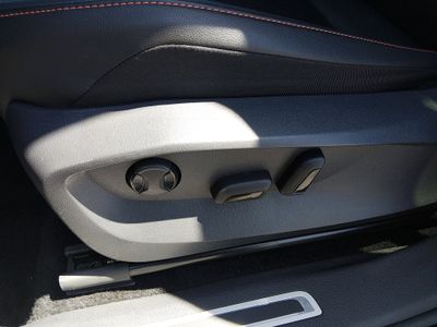 2024 Volkswagen Tiguan — photo 20 view