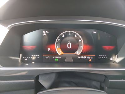 2024 Volkswagen Tiguan — photo 14 view