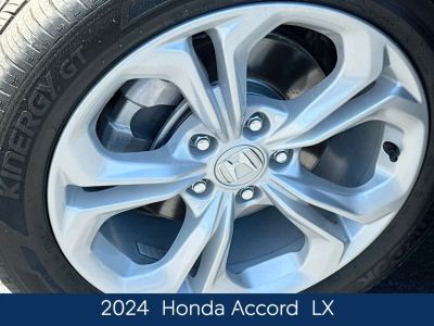2024 Honda Accord - Photo 12