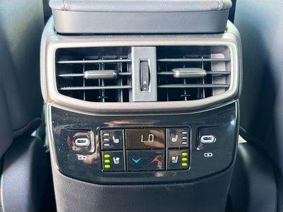 2026 Lexus RX — photo 21 view