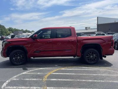 2024 Toyota Tundra — photo 7 view