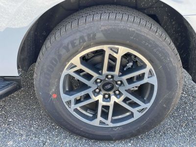2026 Ford Expedition - Photo 9