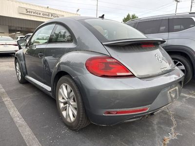 2017 Volkswagen Beetle - Photo 3