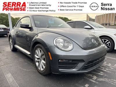 2017 Volkswagen Beetle - Photo 1