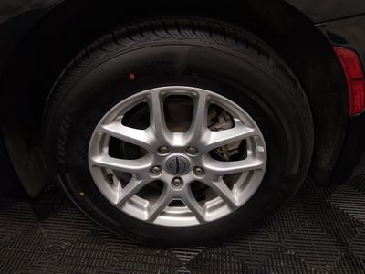 2023 Chrysler Pacifica — photo 10 view