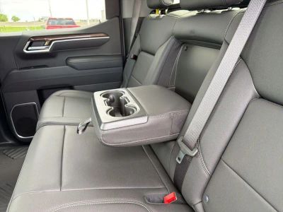 2026 Chevrolet Silverado 1500 - Photo 17