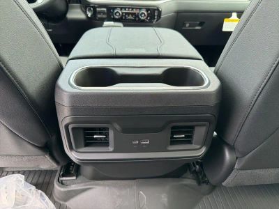 2026 Chevrolet Silverado 1500 - Photo 18