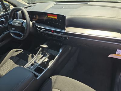 2026 Kia Sorento — photo 11 view