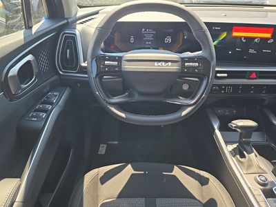 2026 Kia Sorento — photo 13 view