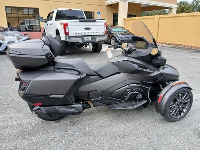 2026 Can-Am Spyder RT Limited Dark - Photo 10