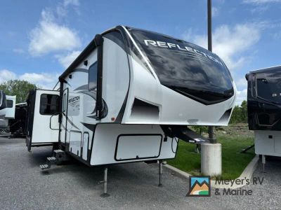 2021 Grand Design Reflection 303RLS — front three-quarter view