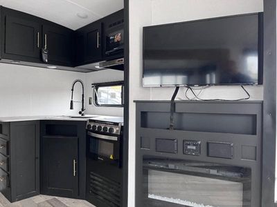 2023 Keystone RV Springdale - Photo 7