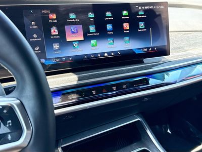 2023 BMW 7 Series — photo 27 view